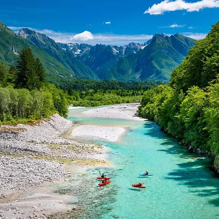 Hisa Ella アパート