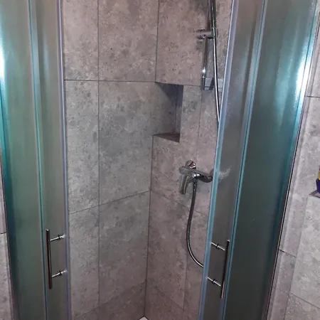 Hisa Ella Apartamento