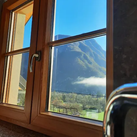 Hisa Ella Apartmán *