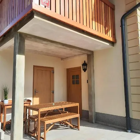 Apartment Hisa Ella *