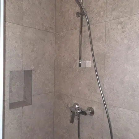 Hisa Ella Apartamento *