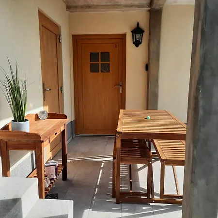 Hisa Ella Apartment