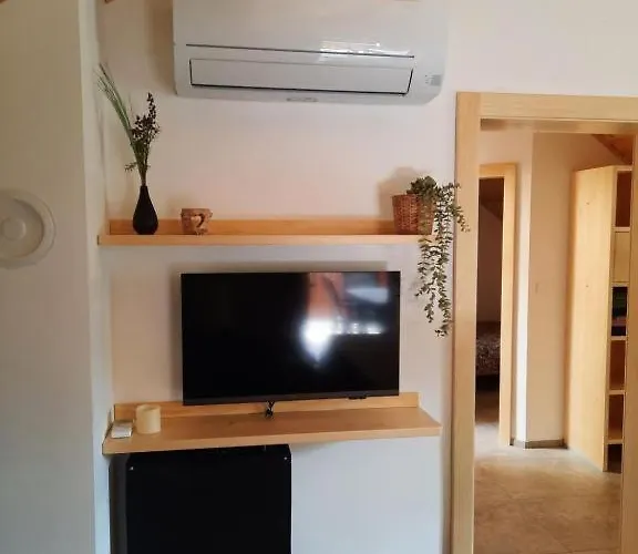 Hisa Ella Apartman *