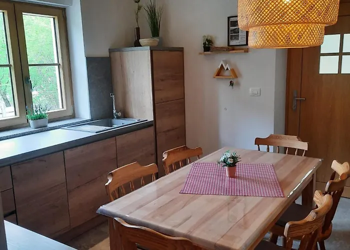 Apartman Hisa Ella